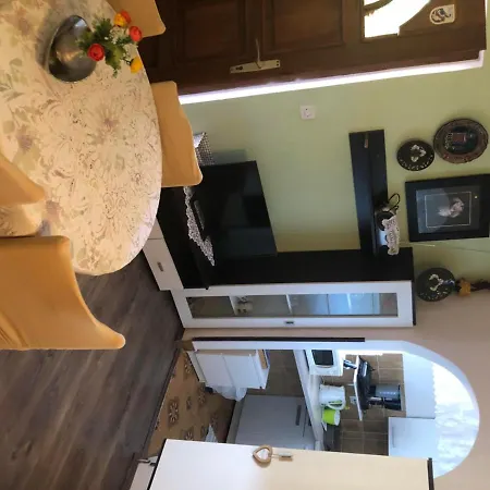 Apartment Nevia A/5 *